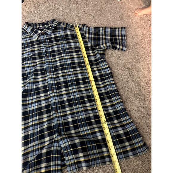 Patagonia Men's Short Sleeve Button Down Shirt Size XL Organic Cotton Blue Plaid - Picture 14 of 15